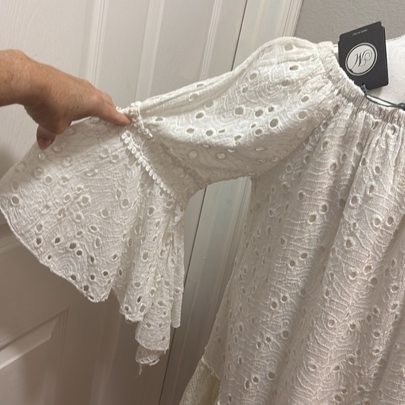 M Made In Italy White Eyelet Crochet Lace Long Bell Sleeve Mini Dress - Picture 7 of 12